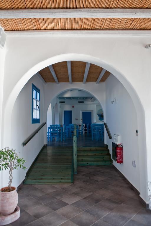 Viva Mare Foinikounta Aparthotel Finikounta Exterior photo